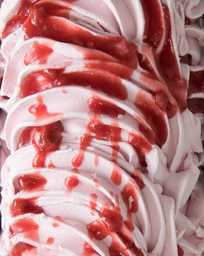 Strawberry and Cream Gelato 5.5ltr